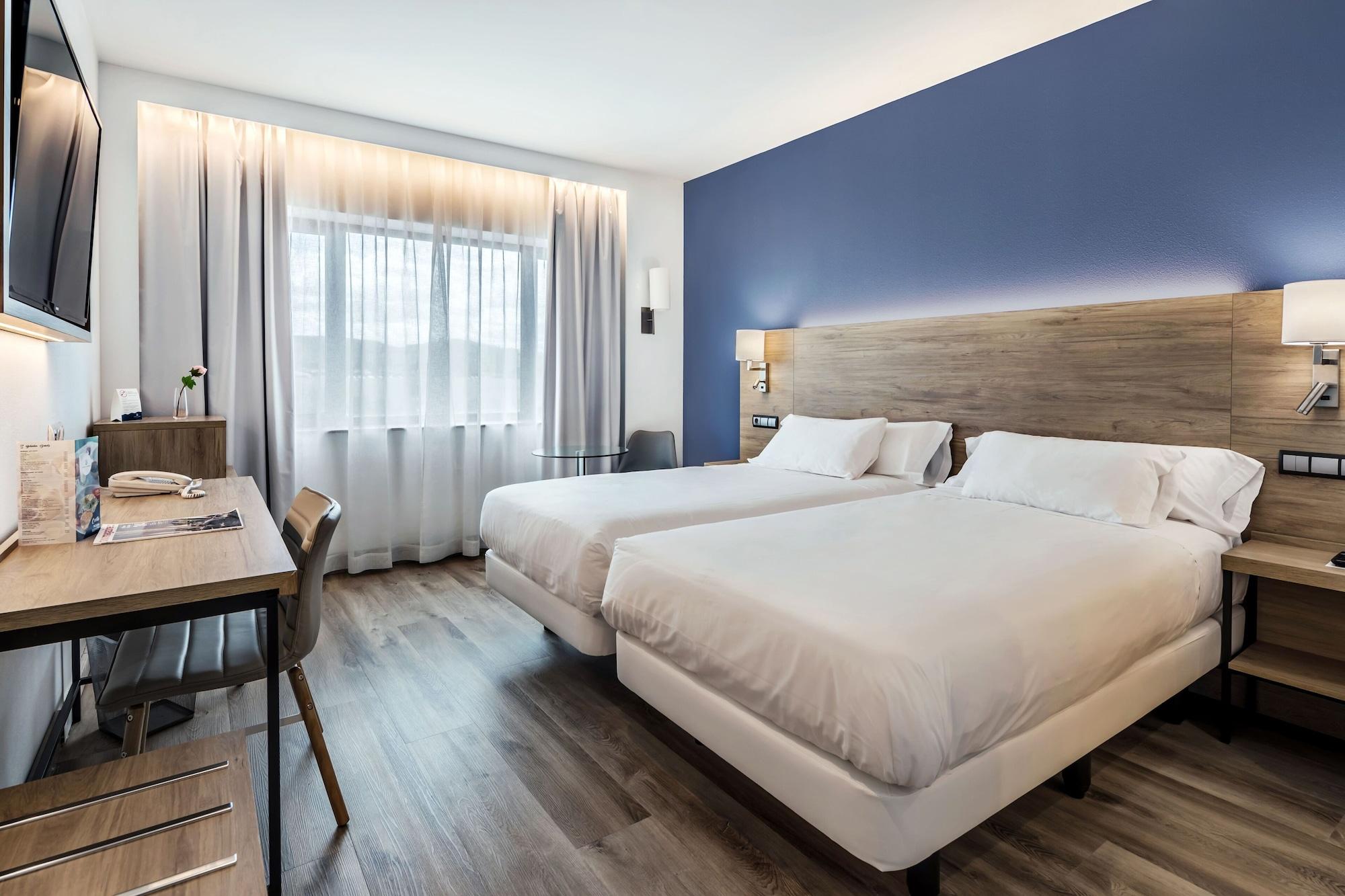 Hotel Puerta De Bilbao 4*